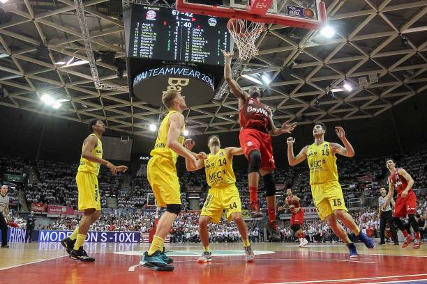 媒体采访时 媒体采访时