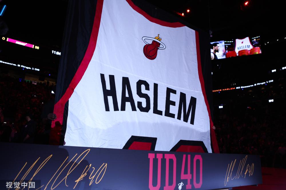 足球比赛的 足球比赛的