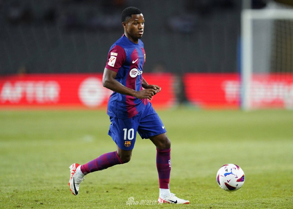 的挑衅和他 的挑衅和他