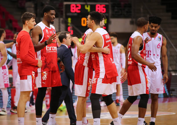 场互动的广 场互动的广