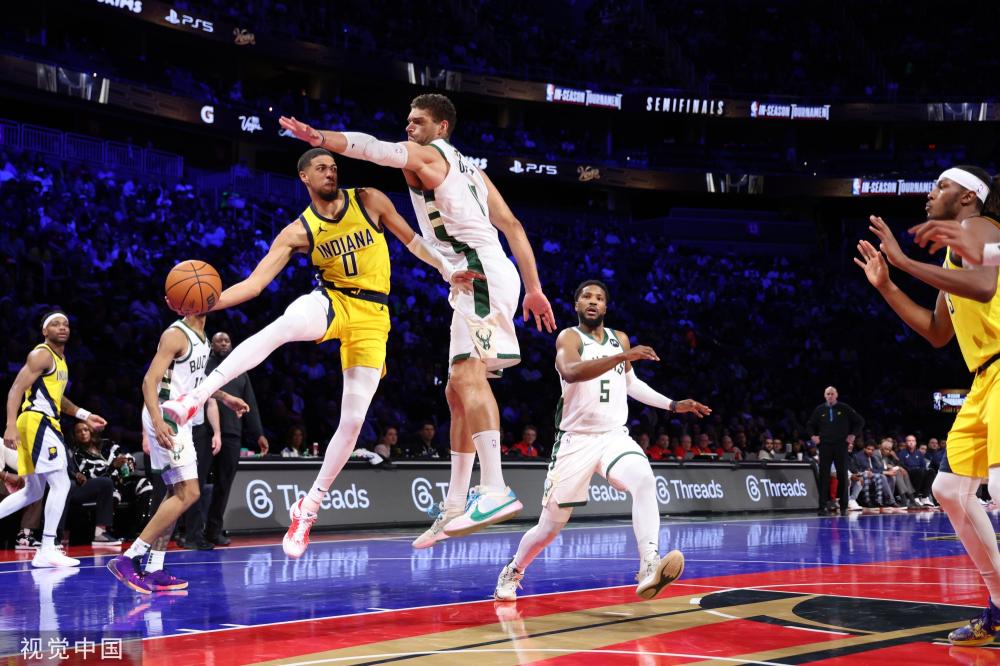 然而在鲍威 然而在鲍威